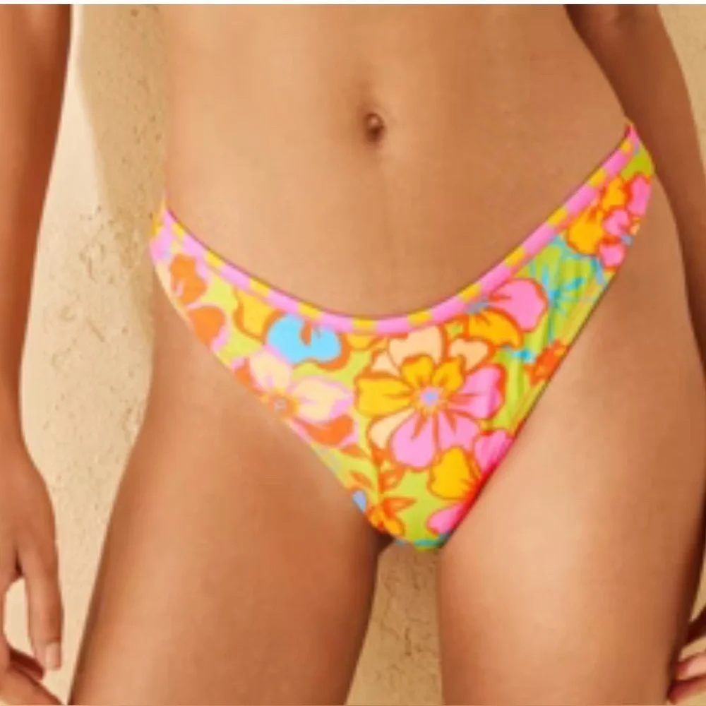 Wild Fable Shade Shore Swimsuit Bundle Medium Floral Black Green Pink